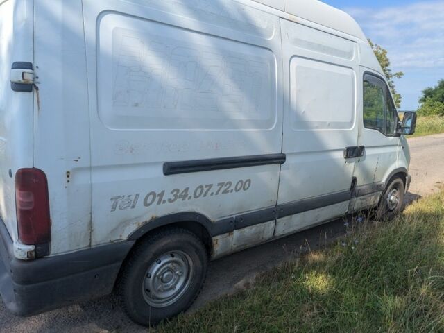 Белый Рено Мастер, объемом двигателя 0 л и пробегом 380 тыс. км за 2800 $, фото 2 на Automoto.ua