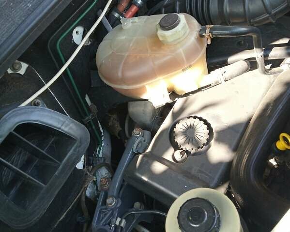 Білий Рено Мастєр, об'ємом двигуна 2.8 л та пробігом 600 тис. км за 6500 $, фото 1 на Automoto.ua