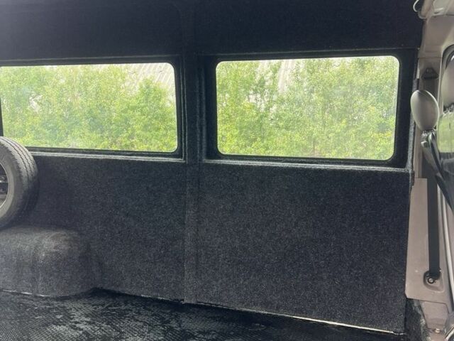 Белый Рено Мастер, объемом двигателя 2.8 л и пробегом 310 тыс. км за 4550 $, фото 8 на Automoto.ua