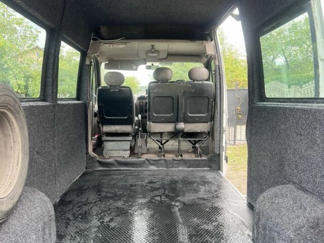 Белый Рено Мастер, объемом двигателя 2.8 л и пробегом 310 тыс. км за 4550 $, фото 7 на Automoto.ua