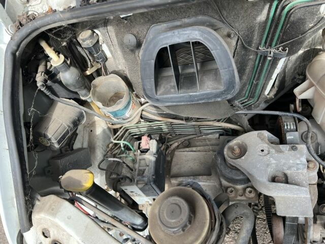 Белый Рено Мастер, объемом двигателя 1.9 л и пробегом 500 тыс. км за 200 $, фото 15 на Automoto.ua