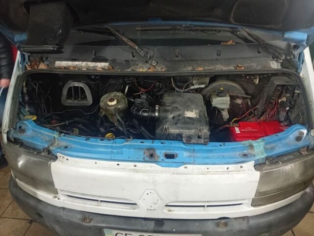 Белый Рено Мастер, объемом двигателя 2 л и пробегом 400 тыс. км за 2950 $, фото 5 на Automoto.ua