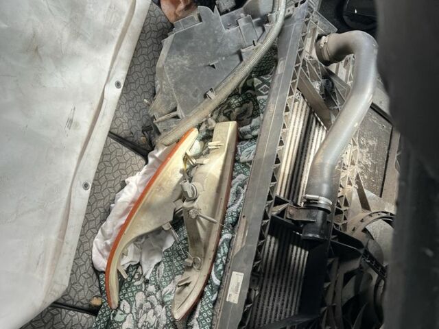 Белый Рено Мастер, объемом двигателя 1.9 л и пробегом 500 тыс. км за 200 $, фото 7 на Automoto.ua