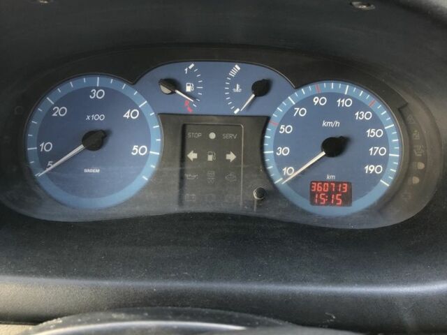 Білий Рено Мастєр, об'ємом двигуна 1.9 л та пробігом 380 тис. км за 4000 $, фото 6 на Automoto.ua