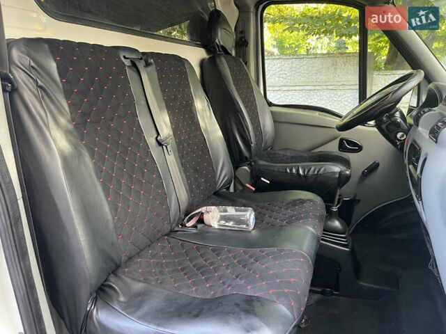 Белый Рено Мастер, объемом двигателя 2.19 л и пробегом 312 тыс. км за 4850 $, фото 35 на Automoto.ua