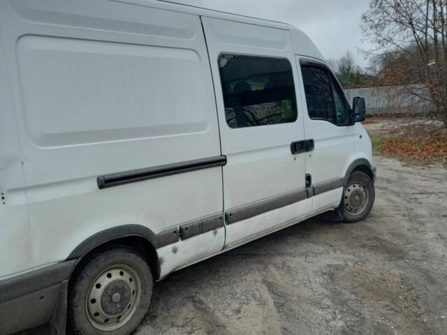 Белый Рено Мастер, объемом двигателя 2.2 л и пробегом 600 тыс. км за 5800 $, фото 3 на Automoto.ua