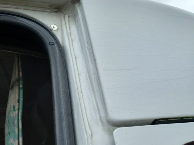 Белый Рено Мастер, объемом двигателя 2.2 л и пробегом 600 тыс. км за 5800 $, фото 17 на Automoto.ua