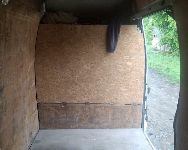 Белый Рено Мастер, объемом двигателя 2.19 л и пробегом 405 тыс. км за 7000 $, фото 10 на Automoto.ua