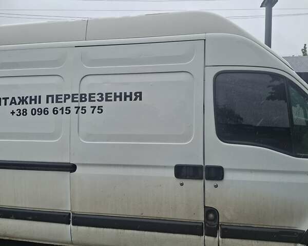 Белый Рено Мастер, объемом двигателя 2.19 л и пробегом 405 тыс. км за 7000 $, фото 2 на Automoto.ua