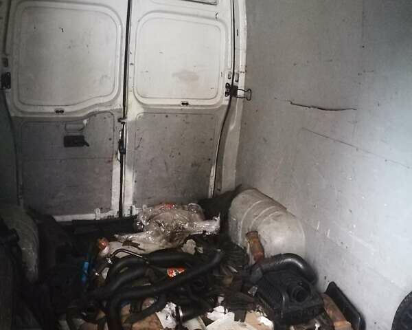 Білий Рено Мастєр, об'ємом двигуна 2.46 л та пробігом 410 тис. км за 3400 $, фото 16 на Automoto.ua