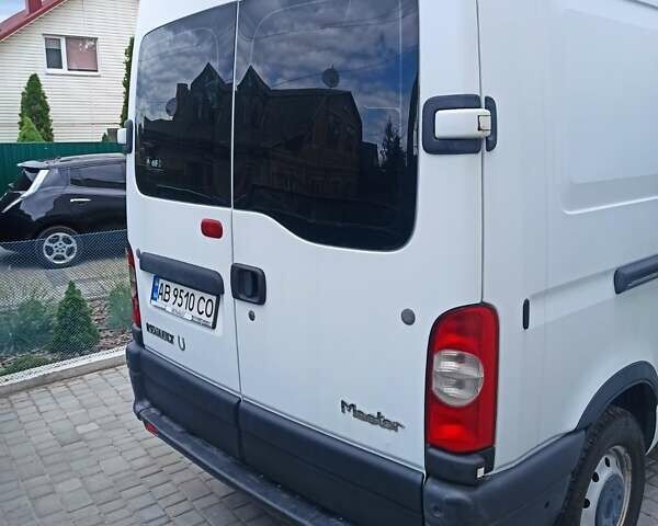 Білий Рено Мастєр, об'ємом двигуна 2.5 л та пробігом 232 тис. км за 7600 $, фото 4 на Automoto.ua