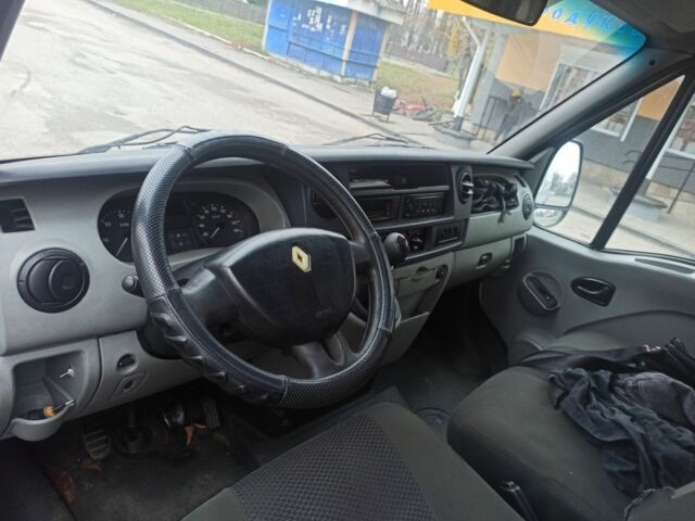 Білий Рено Мастєр, об'ємом двигуна 2.2 л та пробігом 400 тис. км за 5300 $, фото 6 на Automoto.ua