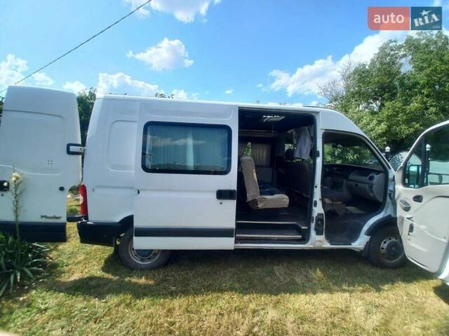 Белый Рено Мастер, объемом двигателя 2.5 л и пробегом 320 тыс. км за 5200 $, фото 15 на Automoto.ua