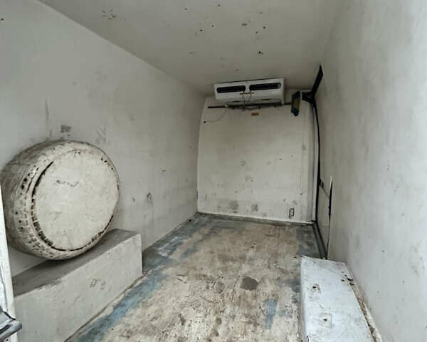 Белый Рено Мастер, объемом двигателя 2.8 л и пробегом 759 тыс. км за 5450 $, фото 12 на Automoto.ua
