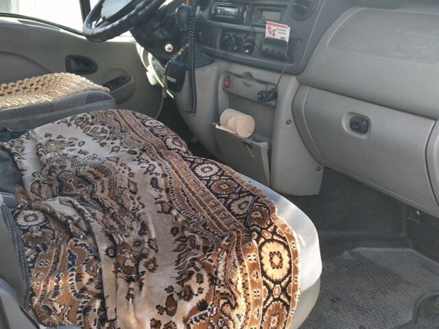 Рено Мастєр 2005 у Хмельницькому на Automoto.ua Білий Рено Мастєр, об'ємом двигуна 2.5 л та пробігом 399 тис. км за 8500 $, фото 2 на Automoto.ua