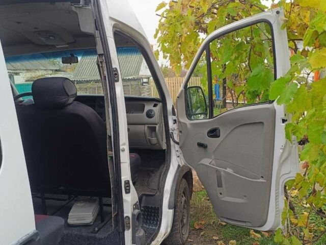 Белый Рено Мастер, объемом двигателя 2.5 л и пробегом 434 тыс. км за 7000 $, фото 9 на Automoto.ua