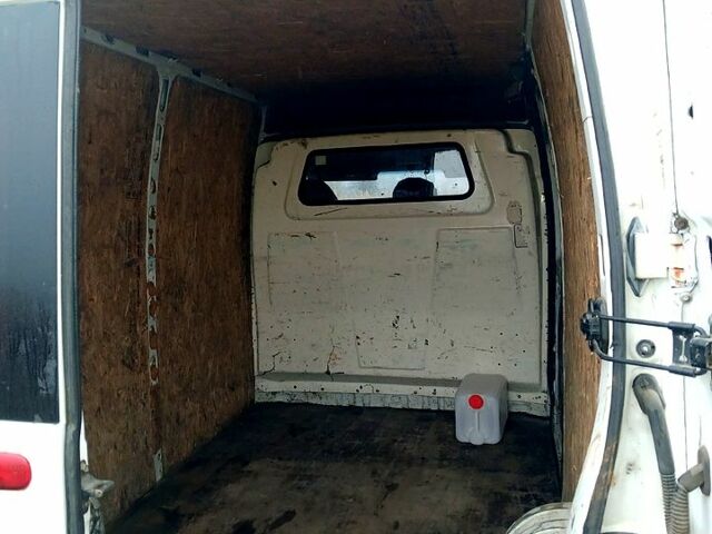 Белый Рено Мастер, объемом двигателя 2.5 л и пробегом 650 тыс. км за 7500 $, фото 3 на Automoto.ua