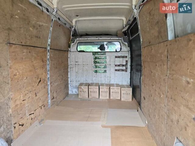 Білий Рено Мастєр, об'ємом двигуна 2.5 л та пробігом 470 тис. км за 7550 $, фото 9 на Automoto.ua