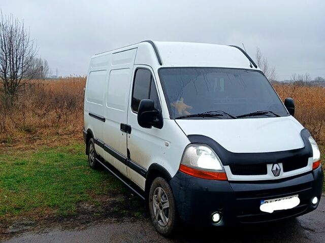 Белый Рено Мастер, объемом двигателя 2.5 л и пробегом 650 тыс. км за 7500 $, фото 1 на Automoto.ua
