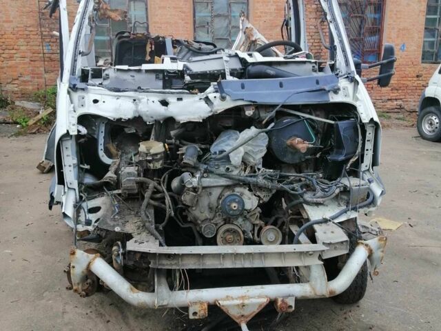 Білий Рено Мастєр, об'ємом двигуна 3 л та пробігом 300 тис. км за 4000 $, фото 3 на Automoto.ua