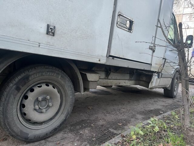 Белый Рено Мастер, объемом двигателя 2.5 л и пробегом 630 тыс. км за 4600 $, фото 12 на Automoto.ua