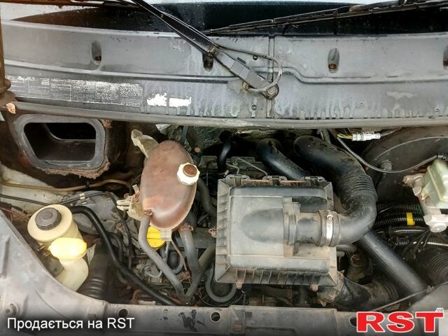 Белый Рено Мастер, объемом двигателя 2.5 л и пробегом 650 тыс. км за 7500 $, фото 6 на Automoto.ua