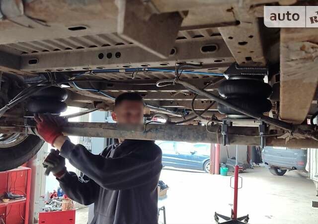 Белый Рено Мастер, объемом двигателя 2.5 л и пробегом 525 тыс. км за 6700 $, фото 5 на Automoto.ua