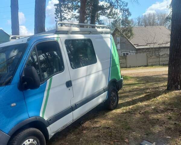 Белый Рено Мастер, объемом двигателя 2.5 л и пробегом 243 тыс. км за 4444 $, фото 1 на Automoto.ua