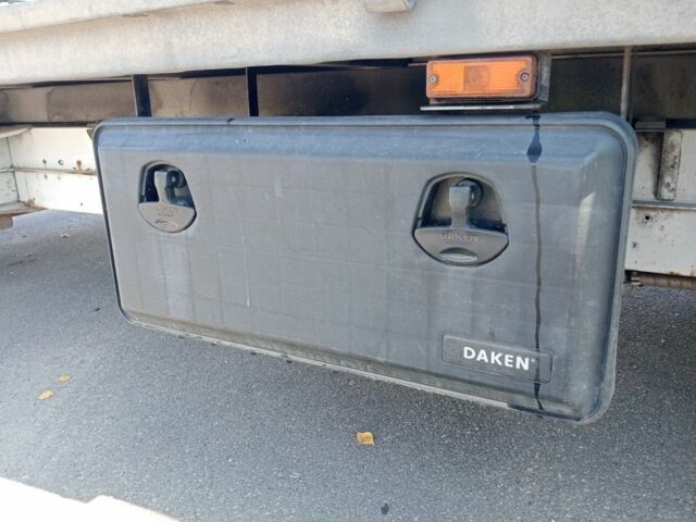 Белый Рено Мастер, объемом двигателя 3 л и пробегом 240 тыс. км за 9800 $, фото 7 на Automoto.ua