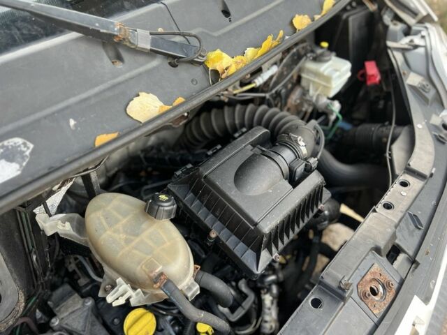 Білий Рено Мастєр, об'ємом двигуна 0 л та пробігом 600 тис. км за 2300 $, фото 9 на Automoto.ua