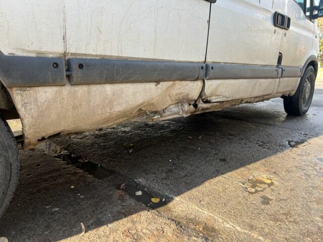 Білий Рено Мастєр, об'ємом двигуна 0 л та пробігом 600 тис. км за 2300 $, фото 6 на Automoto.ua