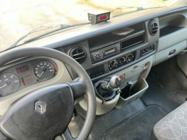 Білий Рено Мастєр, об'ємом двигуна 0 л та пробігом 600 тис. км за 2300 $, фото 8 на Automoto.ua