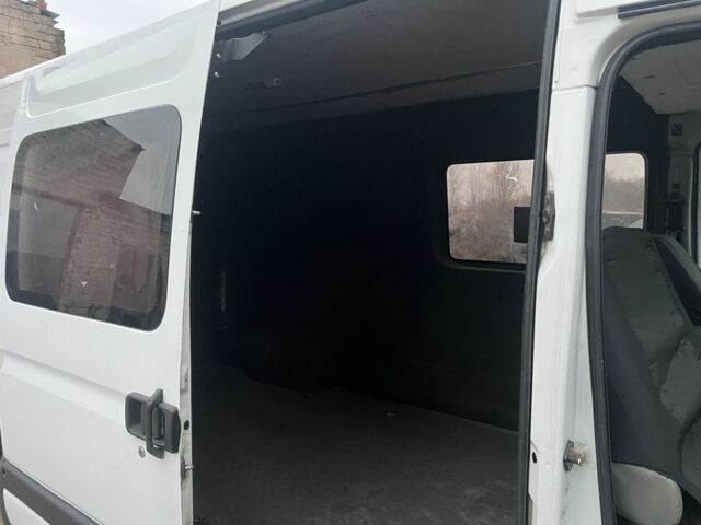 Белый Рено Мастер, объемом двигателя 2.5 л и пробегом 378 тыс. км за 6999 $, фото 15 на Automoto.ua