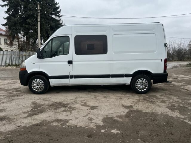 Белый Рено Мастер, объемом двигателя 2.5 л и пробегом 378 тыс. км за 6999 $, фото 4 на Automoto.ua