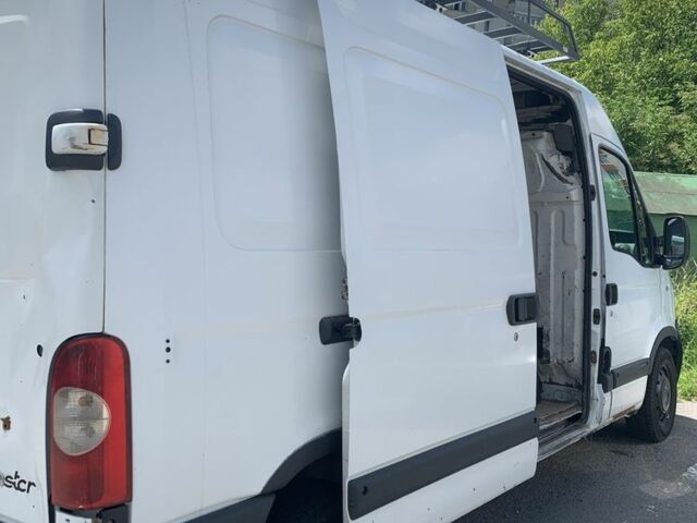 Білий Рено Мастєр, об'ємом двигуна 2.5 л та пробігом 340 тис. км за 6800 $, фото 3 на Automoto.ua