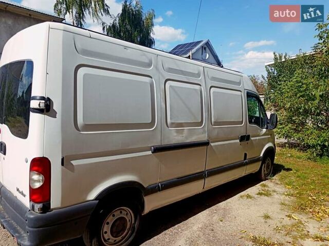 Белый Рено Мастер, объемом двигателя 2.5 л и пробегом 436 тыс. км за 9000 $, фото 2 на Automoto.ua