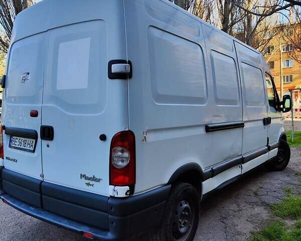 Белый Рено Мастер, объемом двигателя 2.46 л и пробегом 363 тыс. км за 6800 $, фото 4 на Automoto.ua
