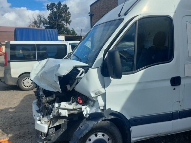 Білий Рено Мастєр, об'ємом двигуна 0 л та пробігом 520 тис. км за 3811 $, фото 4 на Automoto.ua