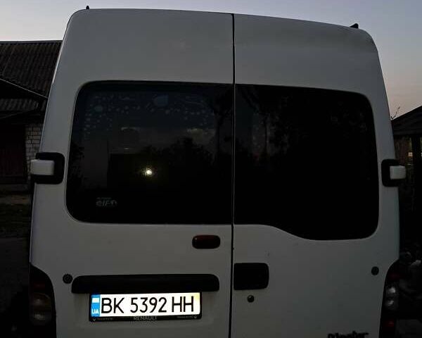 Білий Рено Мастєр, об'ємом двигуна 2.5 л та пробігом 295 тис. км за 7200 $, фото 2 на Automoto.ua