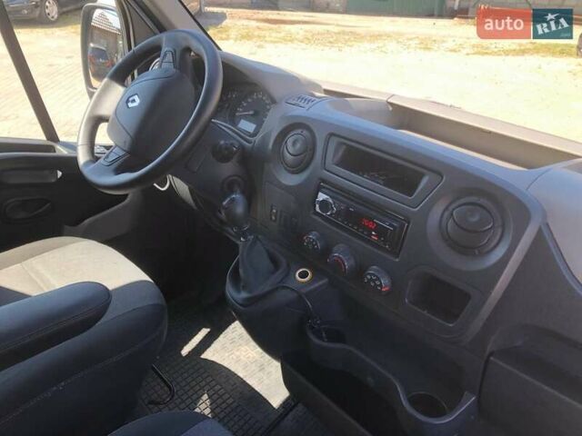 Белый Рено Мастер, объемом двигателя 2.3 л и пробегом 372 тыс. км за 13000 $, фото 39 на Automoto.ua
