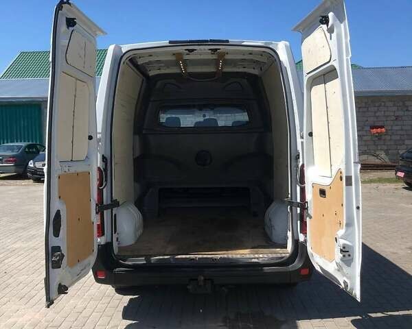 Белый Рено Мастер, объемом двигателя 2.3 л и пробегом 372 тыс. км за 13000 $, фото 9 на Automoto.ua