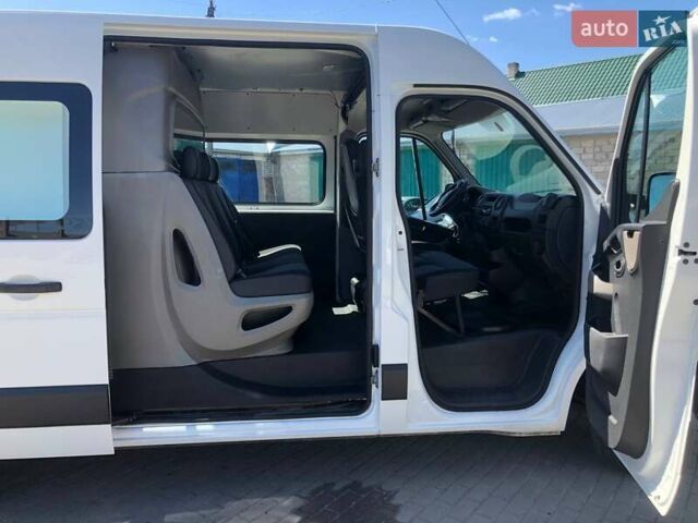 Белый Рено Мастер, объемом двигателя 2.3 л и пробегом 372 тыс. км за 13000 $, фото 13 на Automoto.ua