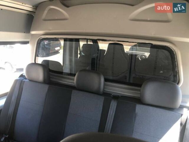 Белый Рено Мастер, объемом двигателя 2.3 л и пробегом 372 тыс. км за 13000 $, фото 15 на Automoto.ua