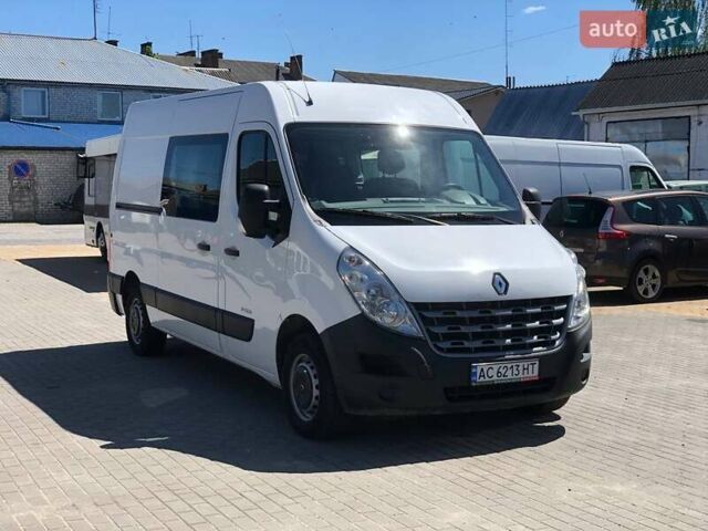 Белый Рено Мастер, объемом двигателя 2.3 л и пробегом 372 тыс. км за 13000 $, фото 3 на Automoto.ua