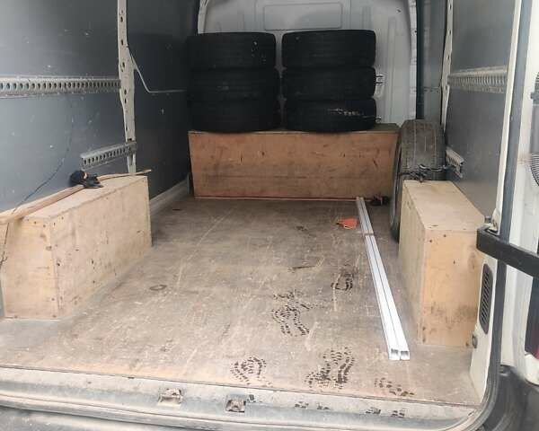 Белый Рено Мастер, объемом двигателя 2.3 л и пробегом 266 тыс. км за 11000 $, фото 6 на Automoto.ua