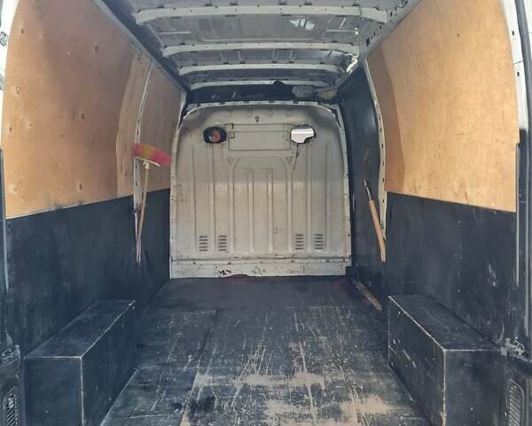 Белый Рено Мастер, объемом двигателя 2.3 л и пробегом 340 тыс. км за 9200 $, фото 28 на Automoto.ua