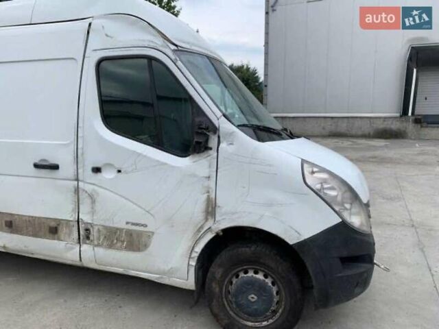 Белый Рено Мастер, объемом двигателя 2.3 л и пробегом 300 тыс. км за 4950 $, фото 6 на Automoto.ua