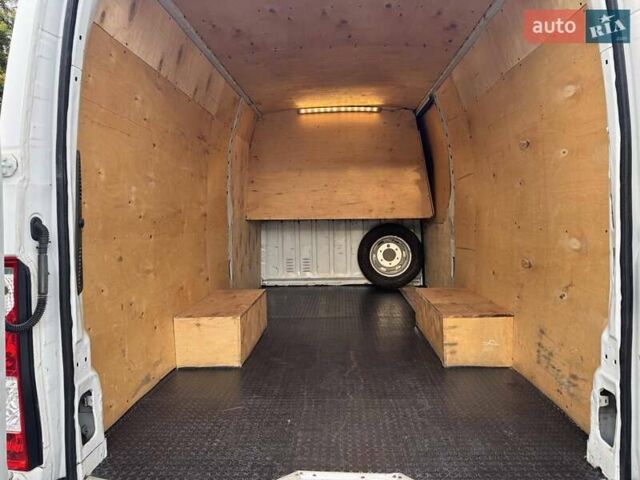 Білий Рено Мастєр, об'ємом двигуна 2.3 л та пробігом 289 тис. км за 14200 $, фото 4 на Automoto.ua
