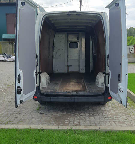 Білий Рено Мастєр, об'ємом двигуна 2.3 л та пробігом 540 тис. км за 12800 $, фото 4 на Automoto.ua