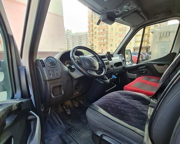 Белый Рено Мастер, объемом двигателя 2.3 л и пробегом 340 тыс. км за 9200 $, фото 29 на Automoto.ua